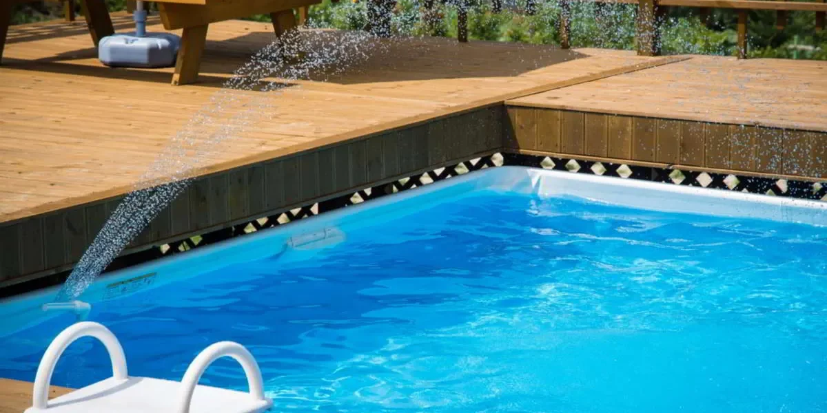 piscina-jacuzzy-spa piscina-jacuzzy-spa