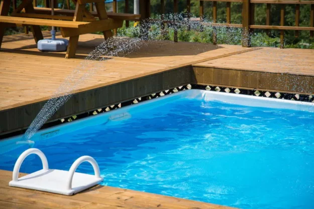 piscina-jacuzzy-spa